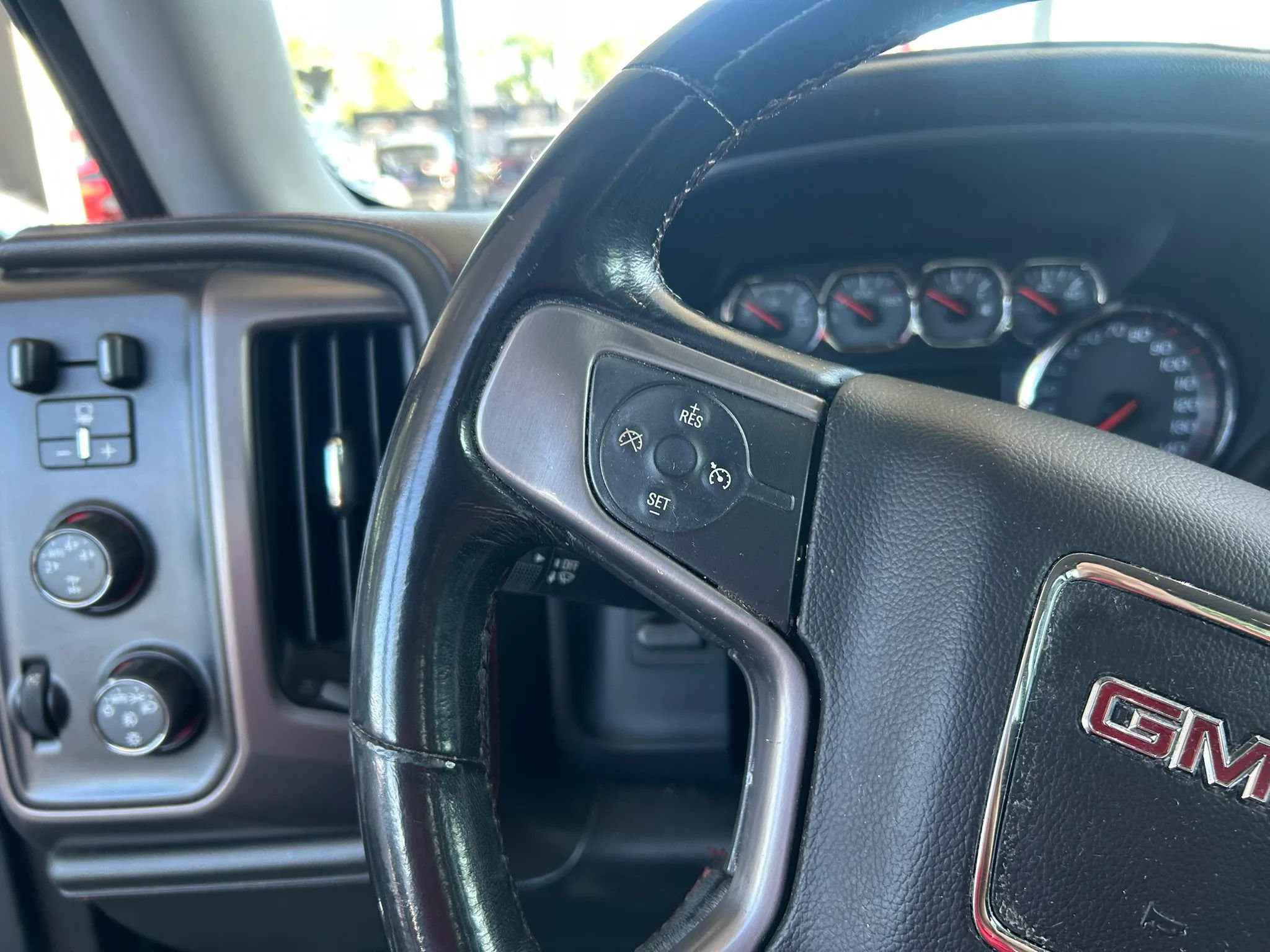 Used 2016 GMC Sierra 1500 SLT w/ All-Terrain Package AWD/4WD image 20