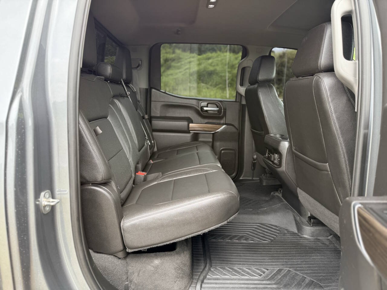 Used 2022 Chevrolet Silverado 1500 LT Trail Boss w/ LT Trail Boss Premium Package AWD/4WD image 24