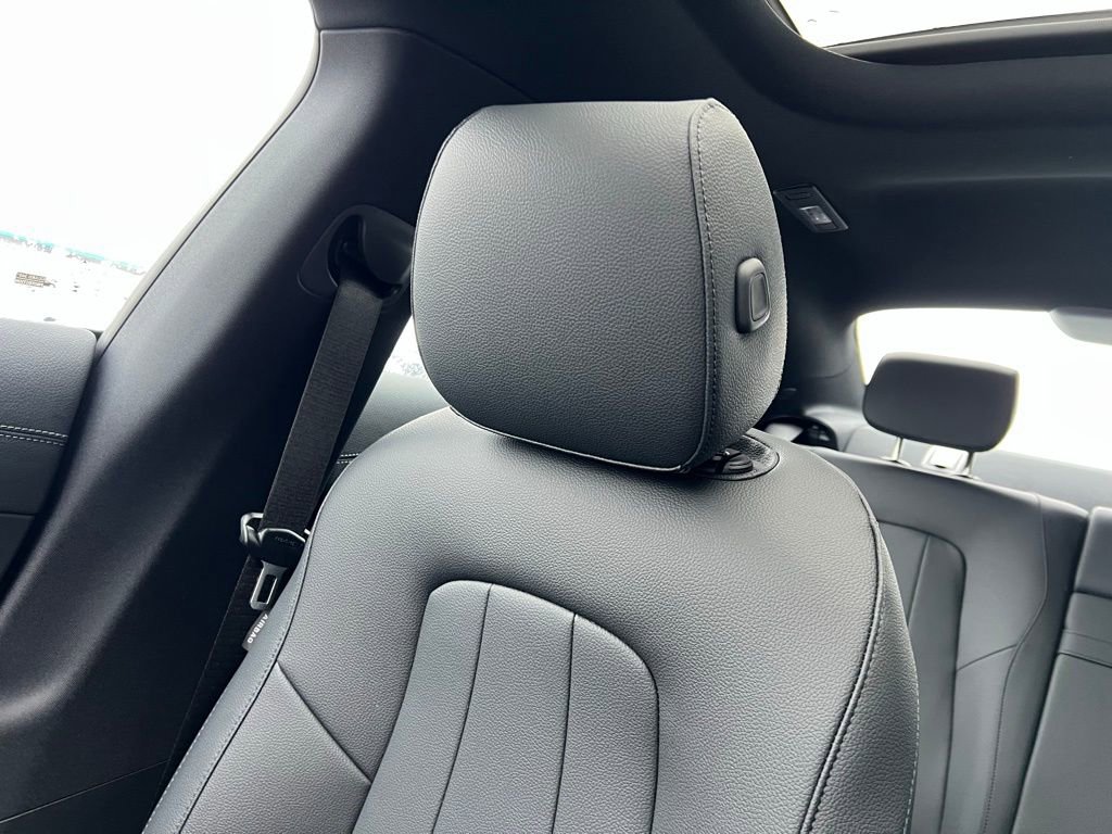 New 2026 Mercedes-Benz CLA 250 4MATIC image 23