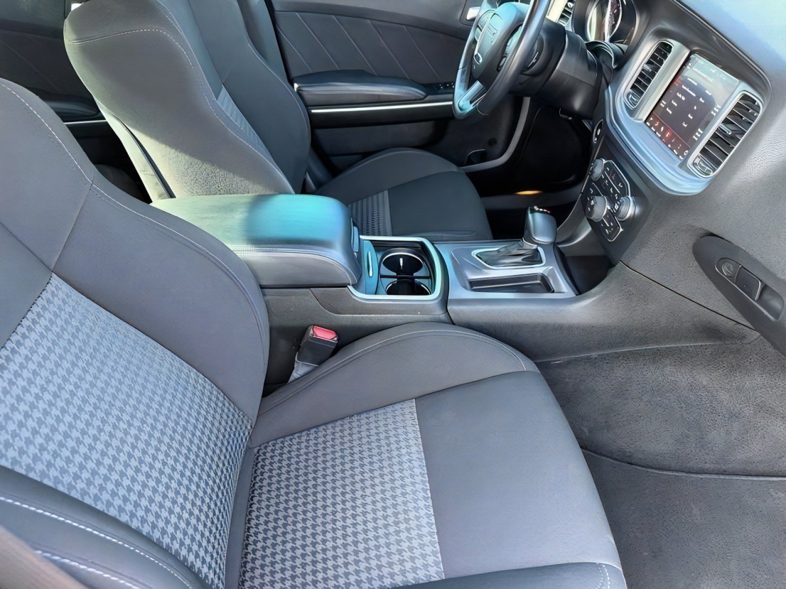 Used 2023 Dodge Charger GT w/ Navigation & Travel Group RWD image 11