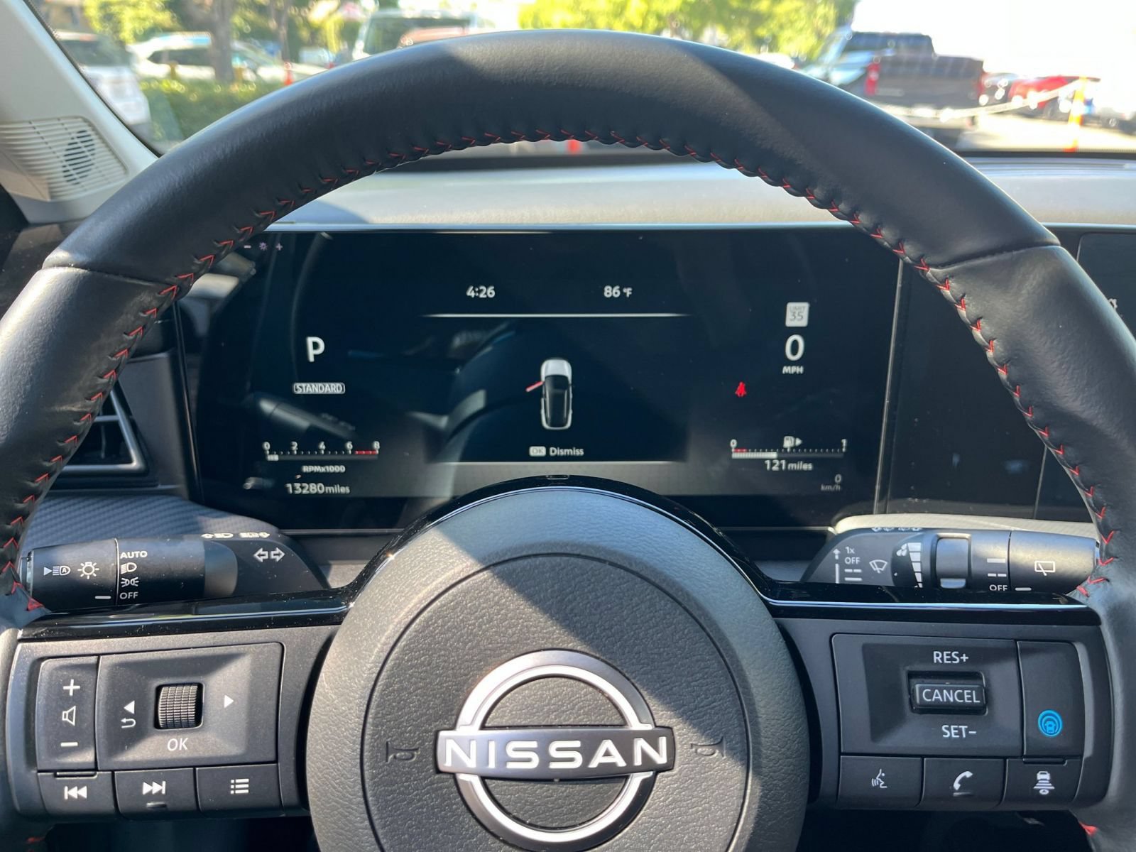 Used 2026 Nissan Kicks SR AWD/4WD image 27