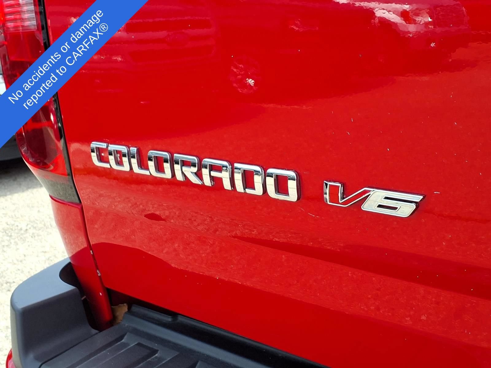 Used 2017 Chevrolet Colorado W/T w/ Custom Special Edition AWD/4WD image 10