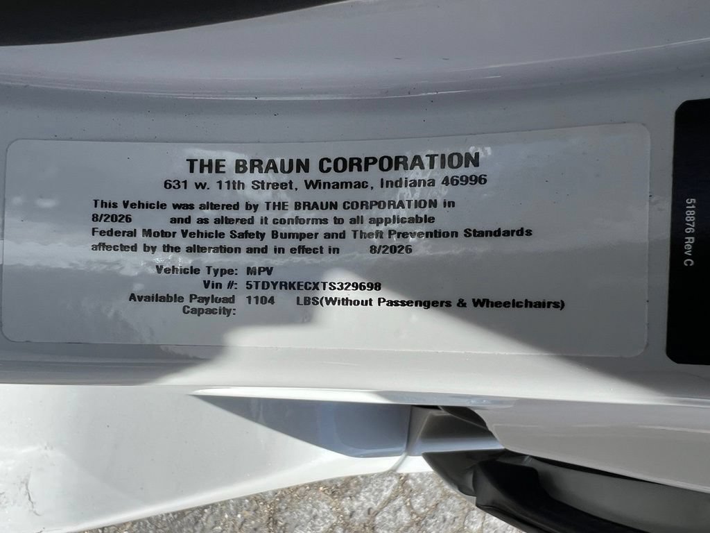 Used 2026 Toyota Sienna XLE FWD image 51
