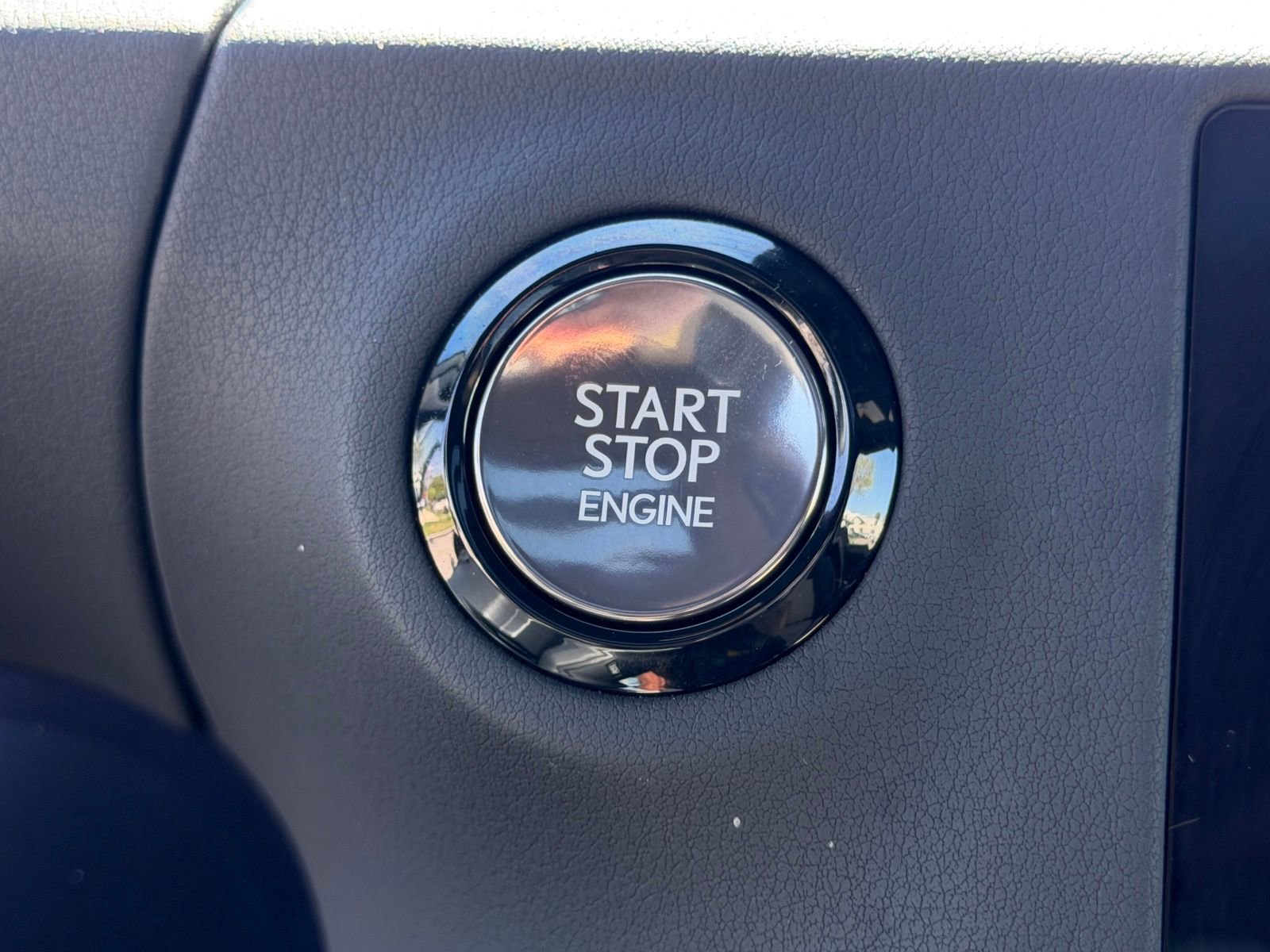 Used 2024 Lexus GX 550 AWD/4WD image 32