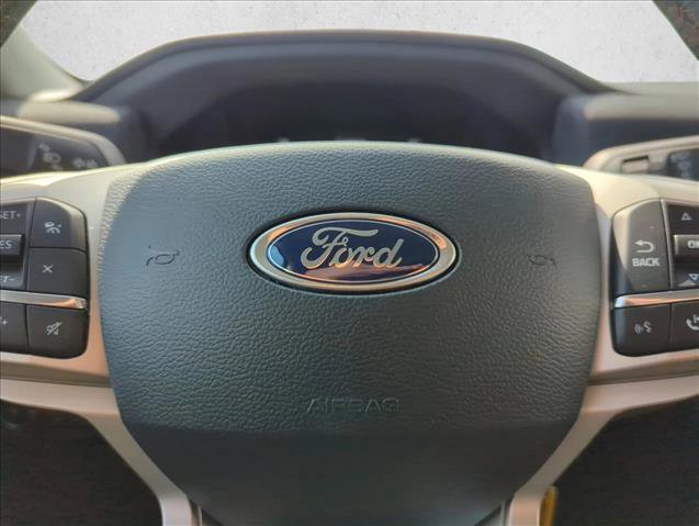 New 2025 Ford Explorer Active w/ Active Comfort Package image 16