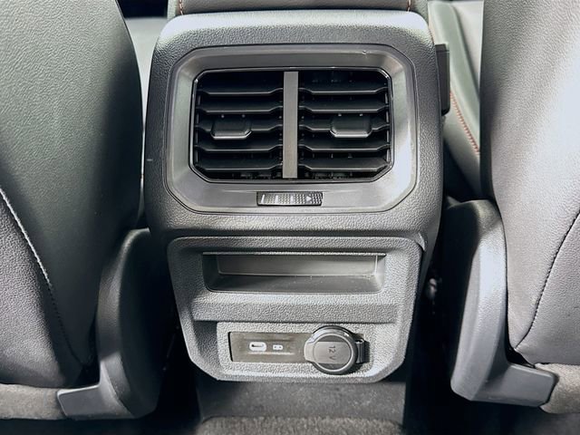 Used 2024 Volkswagen Tiguan Wolfsburg Edition image 24