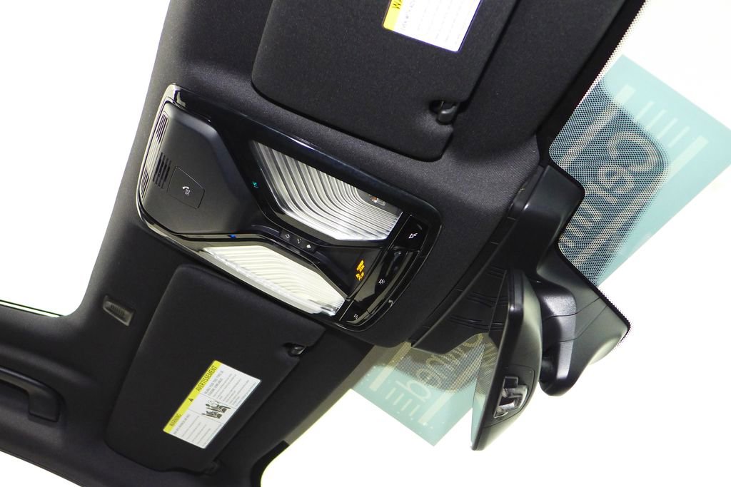 Certified 2023 BMW 530e 530e iPerformance w/ Convenience Package image 17