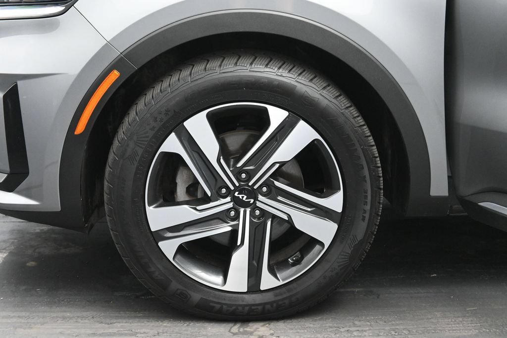 Used 2023 Kia Sorento EX AWD/4WD image 31