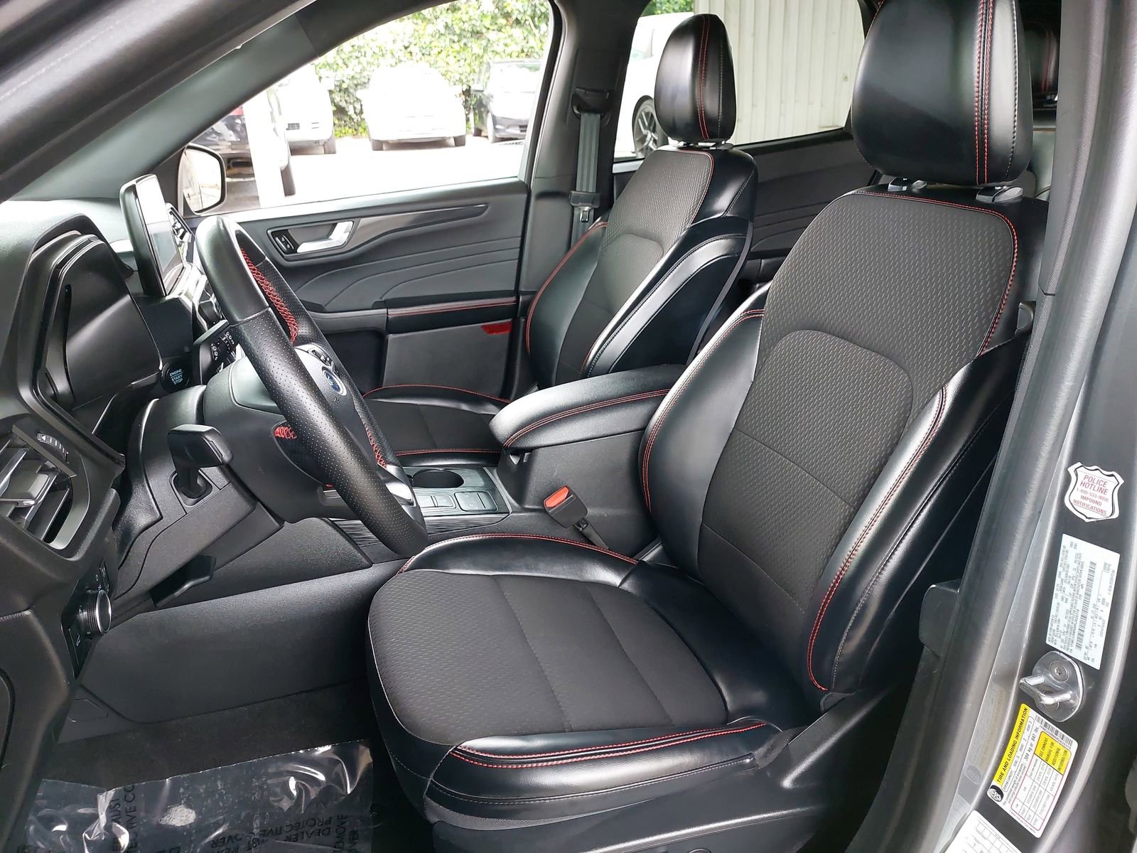 Used 2024 Ford Escape ST-Line image 15