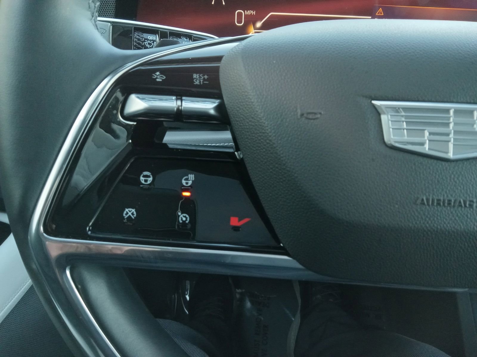 New 2025 Cadillac Escalade IQ Sport 1 w/ LPO, ONYX Package image 22