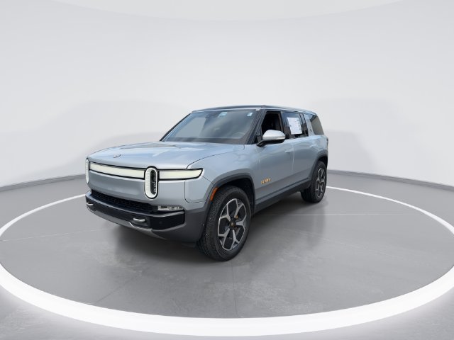 Used 2024 Rivian R1S Adventure Quad AWD/4WD image 4