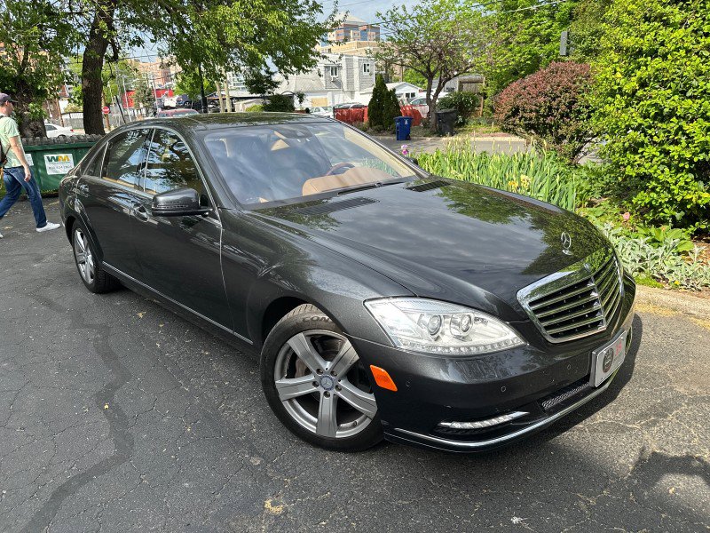 Used 2011 Mercedes-Benz S 550 4MATIC image 44