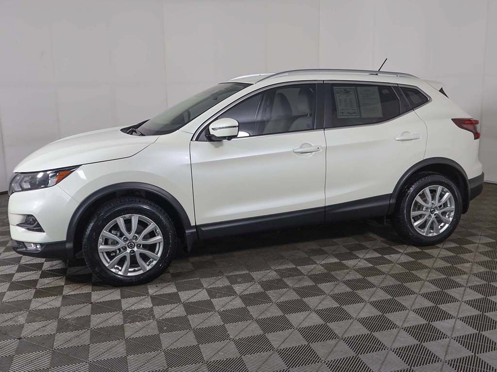 Used 2022 Nissan Rogue Sport SV w/ Technology Package AWD/4WD image 16
