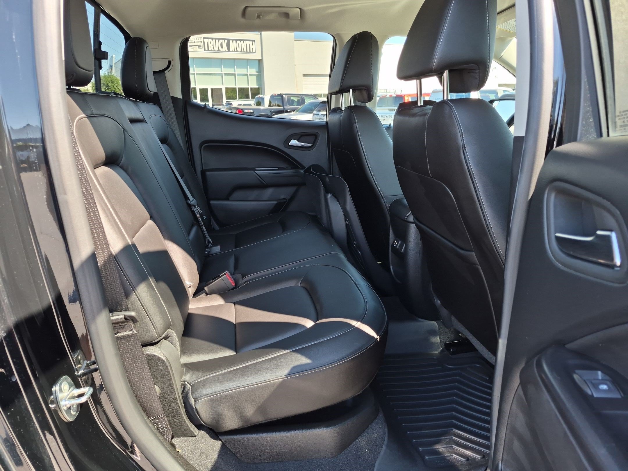 Used 2022 Chevrolet Colorado ZR2 AWD/4WD image 29