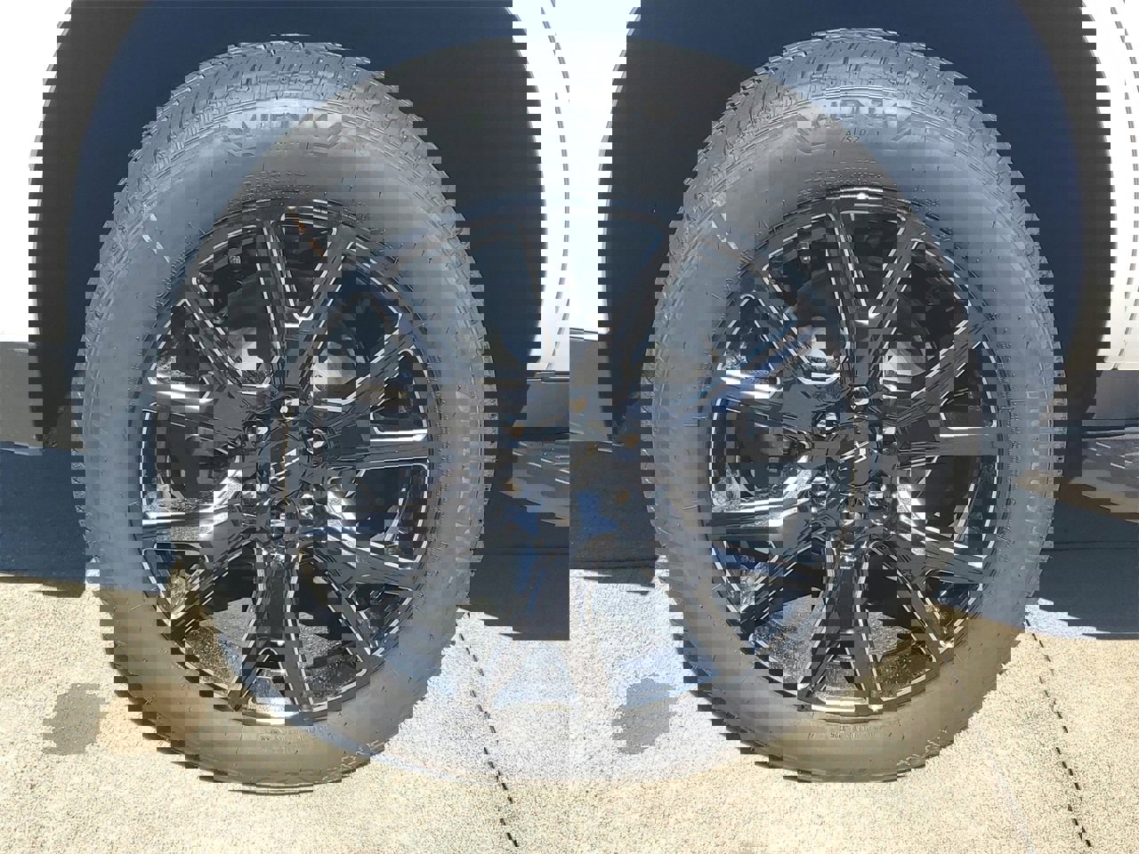 New 2026 Chevrolet Tahoe LS w/ LPO, Dark Essentials Package image 5