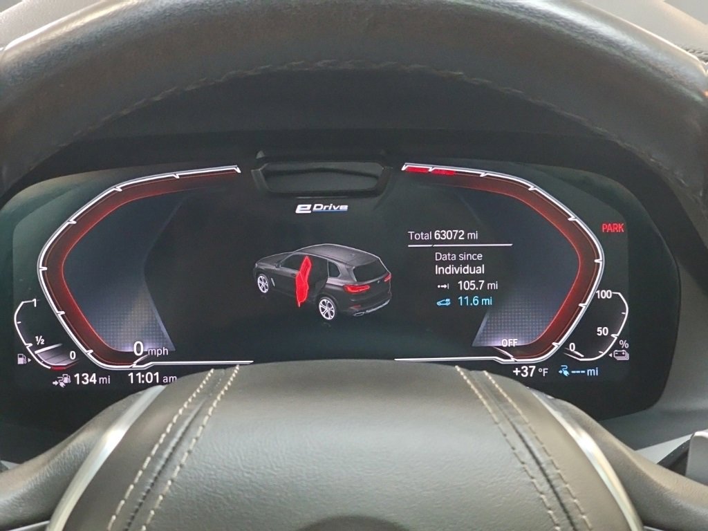 Used 2022 BMW X5 xDrive45e image 21