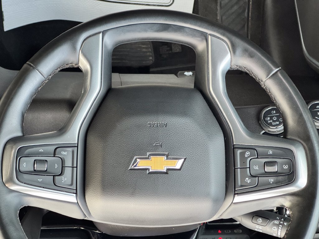 Used 2025 Chevrolet Silverado 2500 LT w/ Convenience Package AWD/4WD image 21
