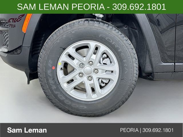 New 2025 Jeep Grand Cherokee Laredo image 28