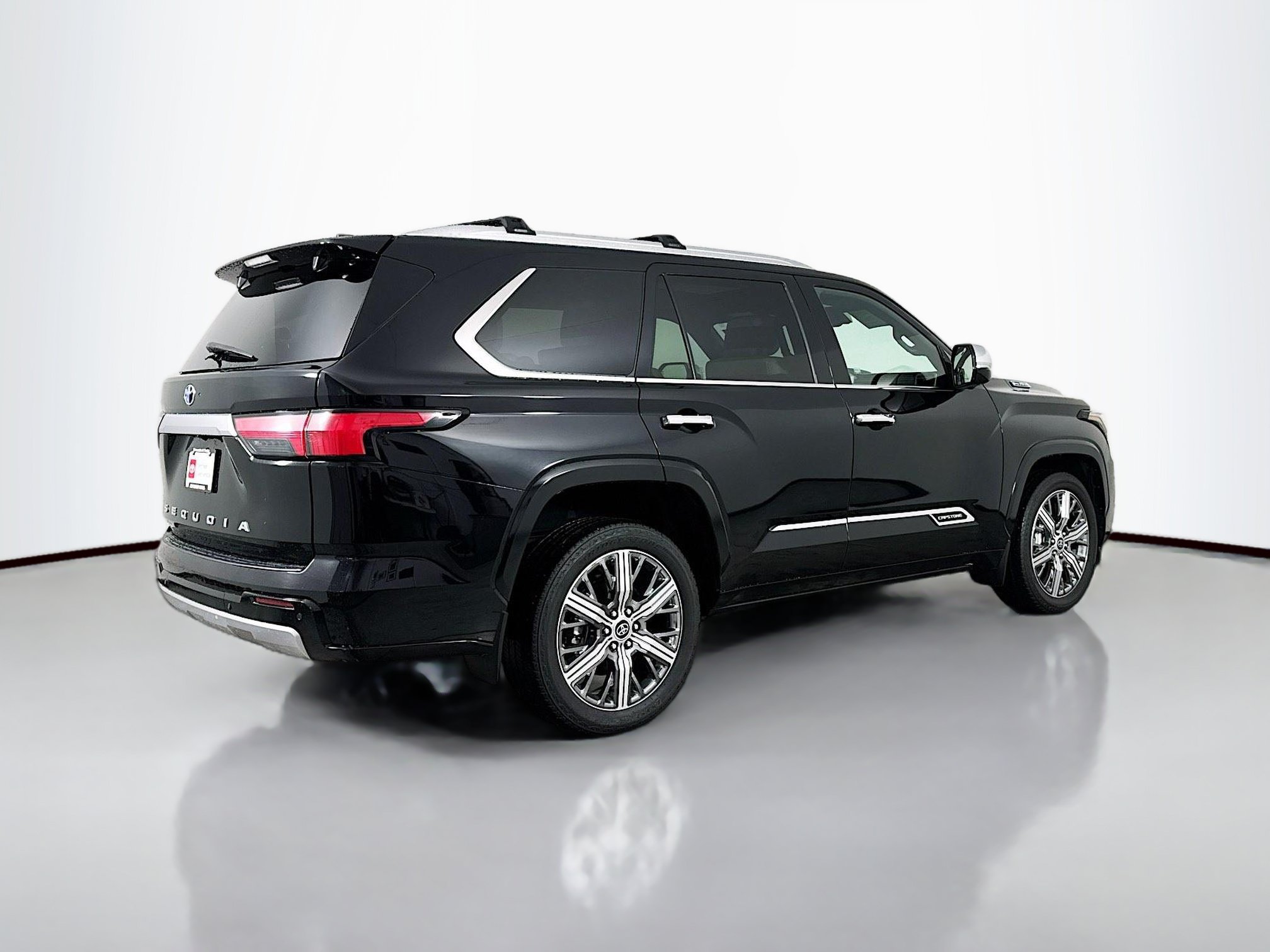 Certified 2023 Toyota Sequoia Capstone AWD/4WD image 7