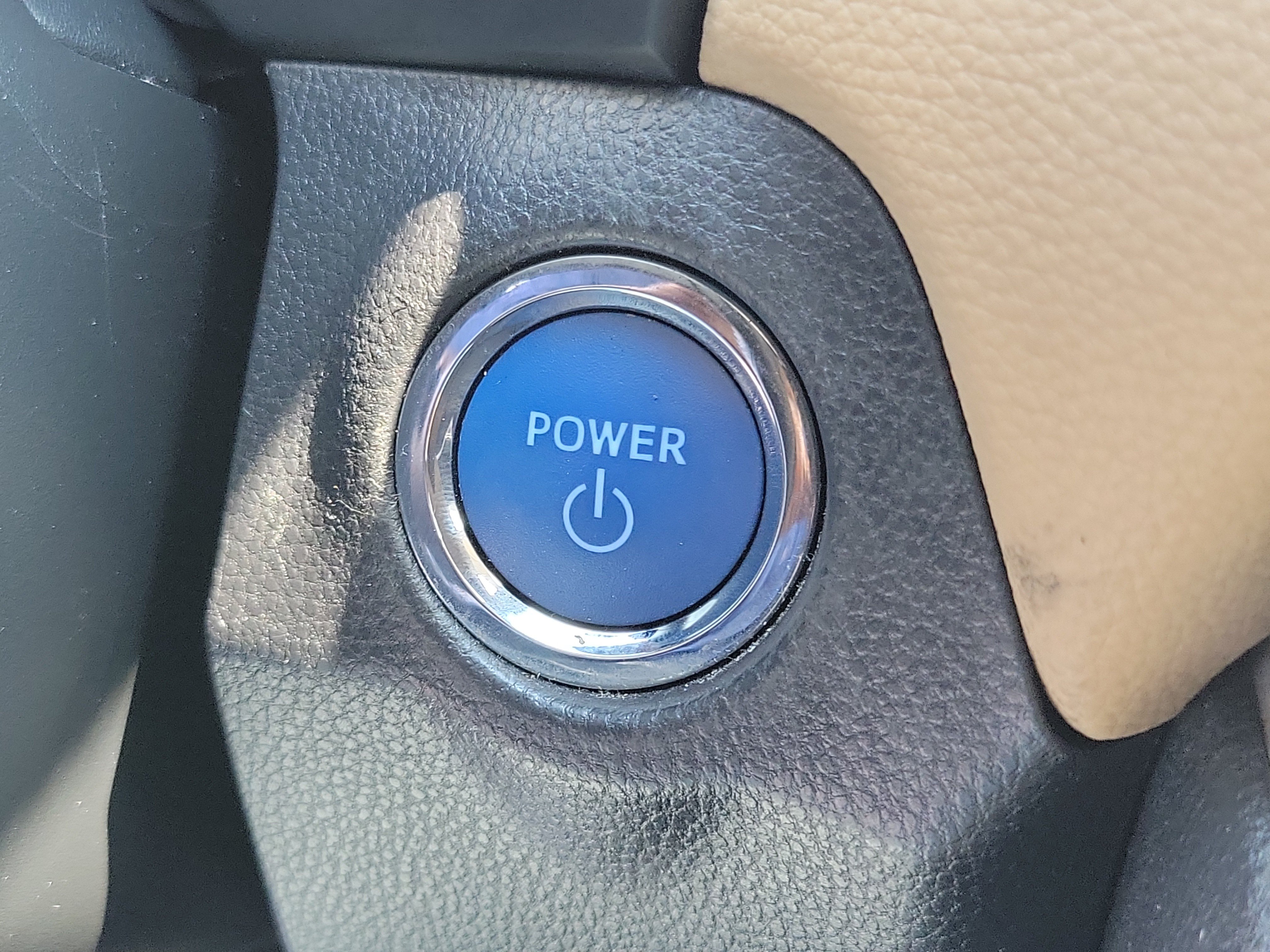 Certified 2021 Toyota RAV4 XLE Premium AWD/4WD image 28