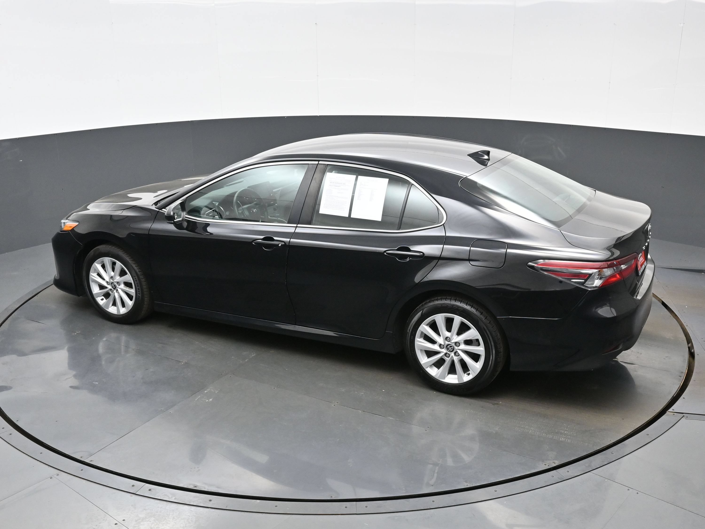 Used 2024 Toyota Camry LE FWD image 33