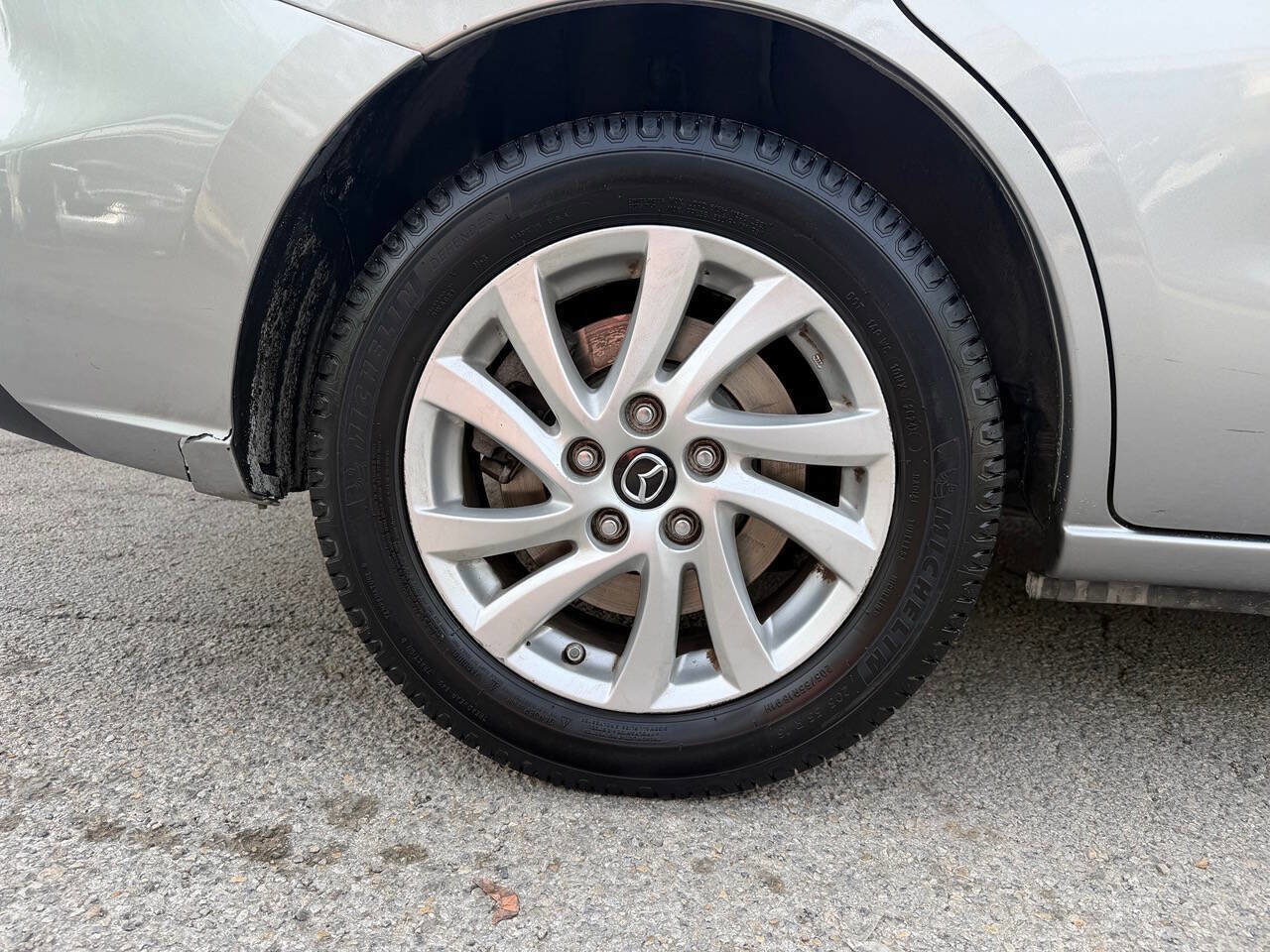 Used 2013 MAZDA MAZDA5 Sport image 15