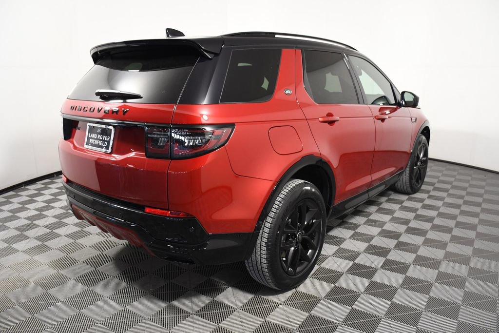 Certified 2025 Land Rover Discovery Sport Dynamic SE AWD/4WD image 6