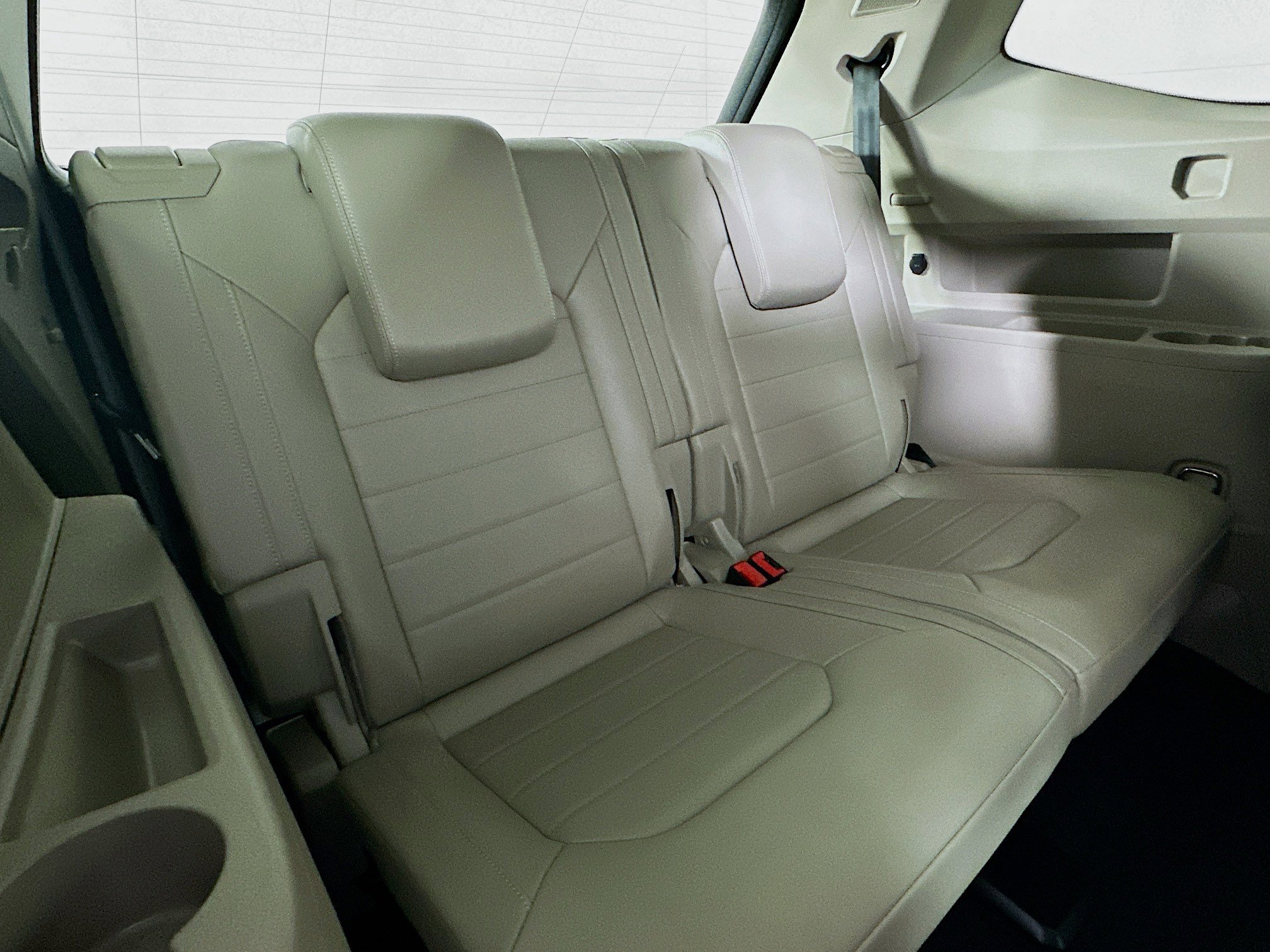 Used 2021 Volkswagen Atlas SEL Premium image 28