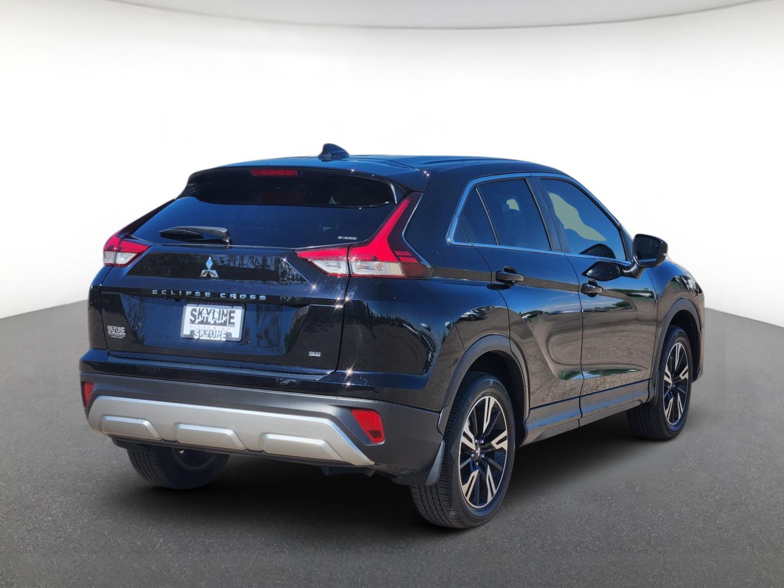Used 2024 Mitsubishi Eclipse Cross SE AWD/4WD image 3