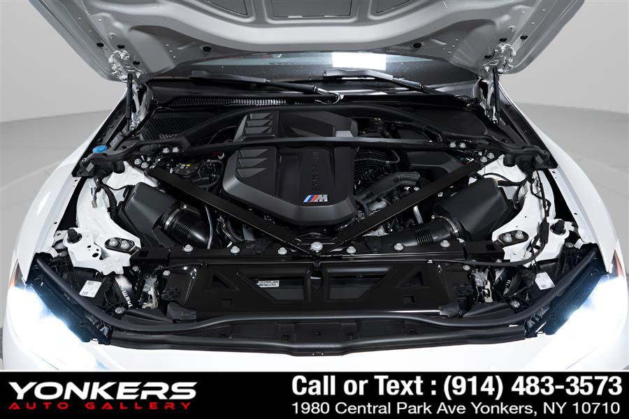 Used 2025 BMW M4 Coupe w/ Executive Package image 30