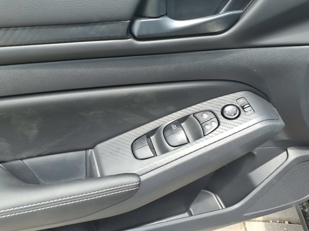 New 2026 Nissan Altima 2.5 SV FWD image 14