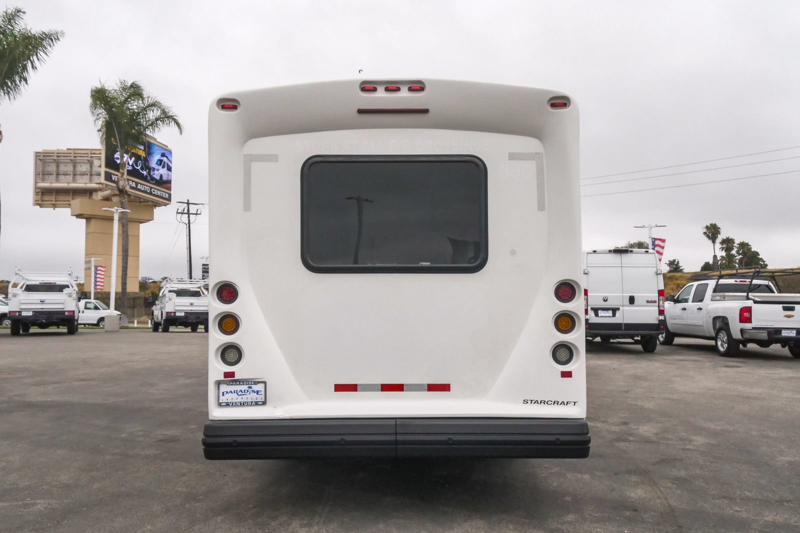 Used 2013 Ford E-450 and Econoline 450 Super Duty w/ Shuttle Bus Prep Pkg RWD image 8
