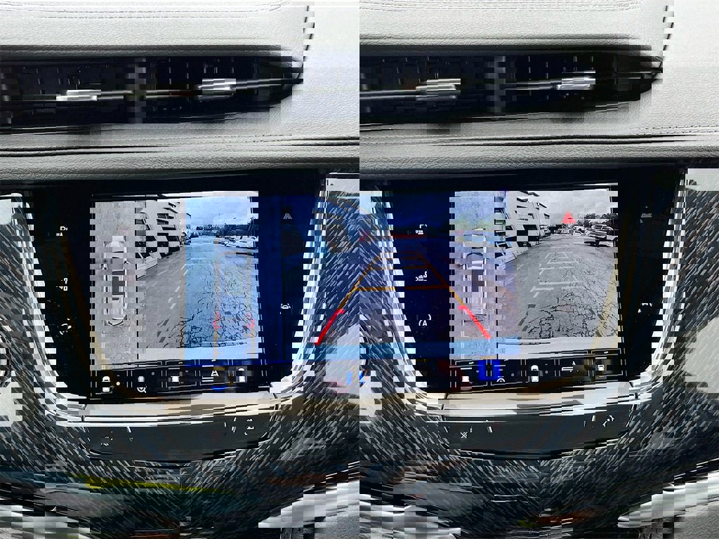 New 2025 Cadillac XT6 Premium Luxury w/ Technology Package image 14