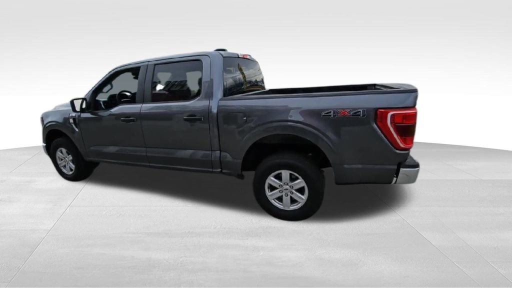 Used 2023 Ford F150 XLT w/ Trailer Tow Package image 6