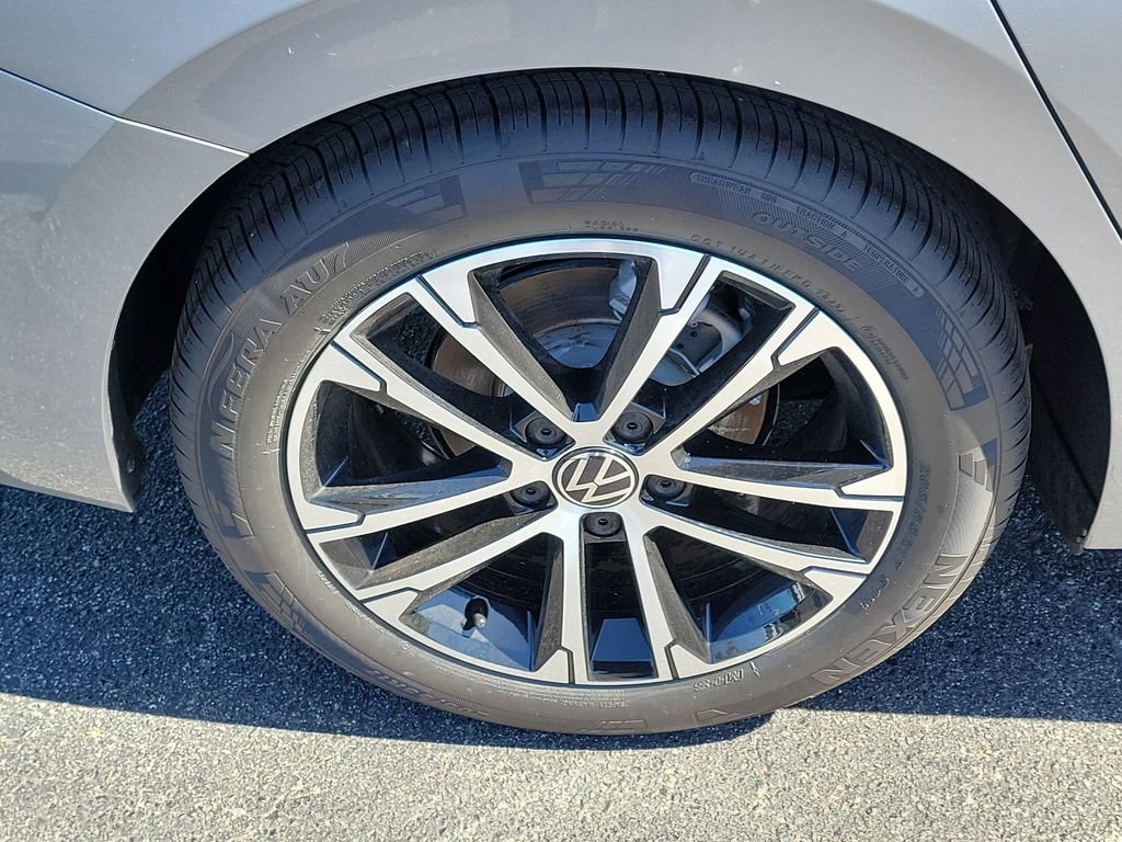 New 2026 Volkswagen Jetta Sport FWD image 5