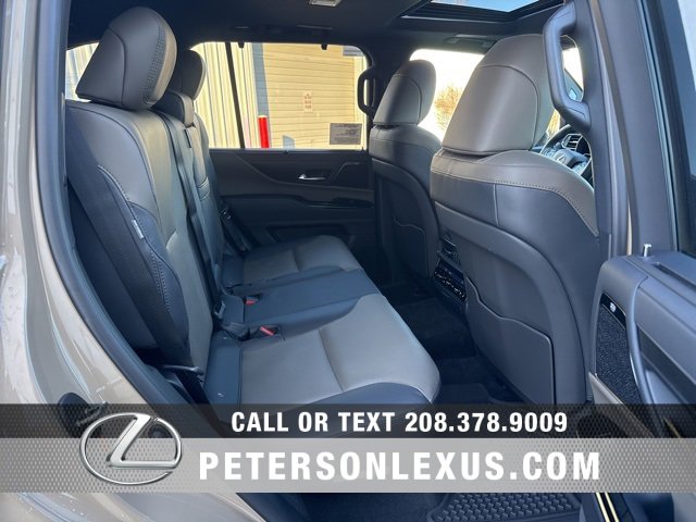 New 2026 Lexus RX 450h AWD image 19