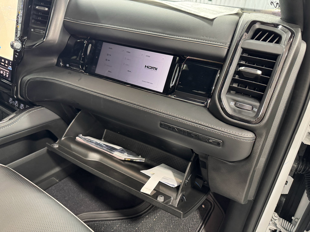 New 2025 RAM 3500 Limited image 18