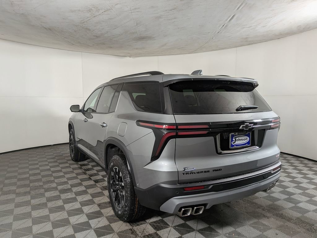 New 2026 Chevrolet Traverse Z71 w/ Enhanced Driving Package image 4