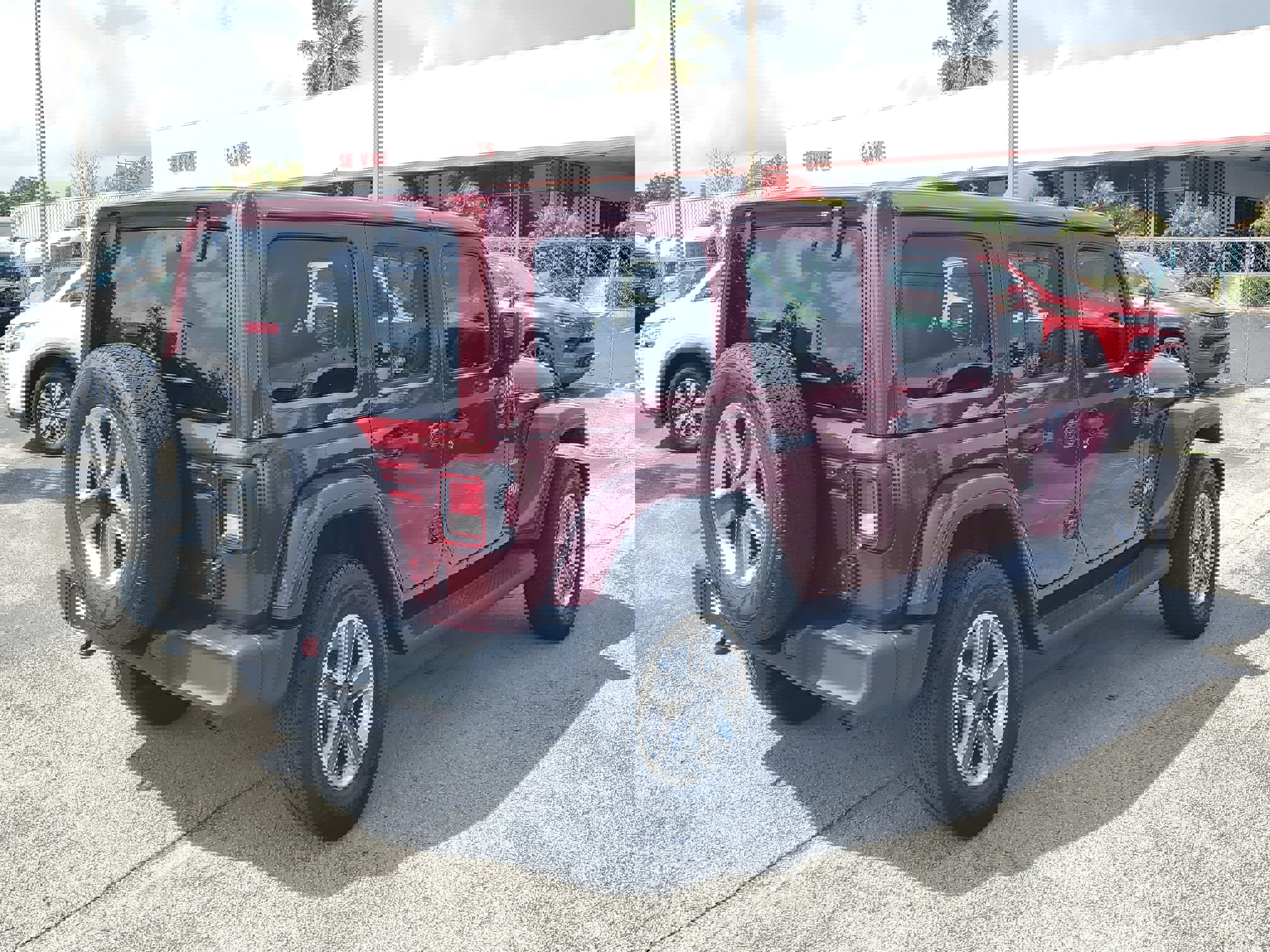 Used 2021 Jeep Wrangler Unlimited Sahara AWD/4WD image 4