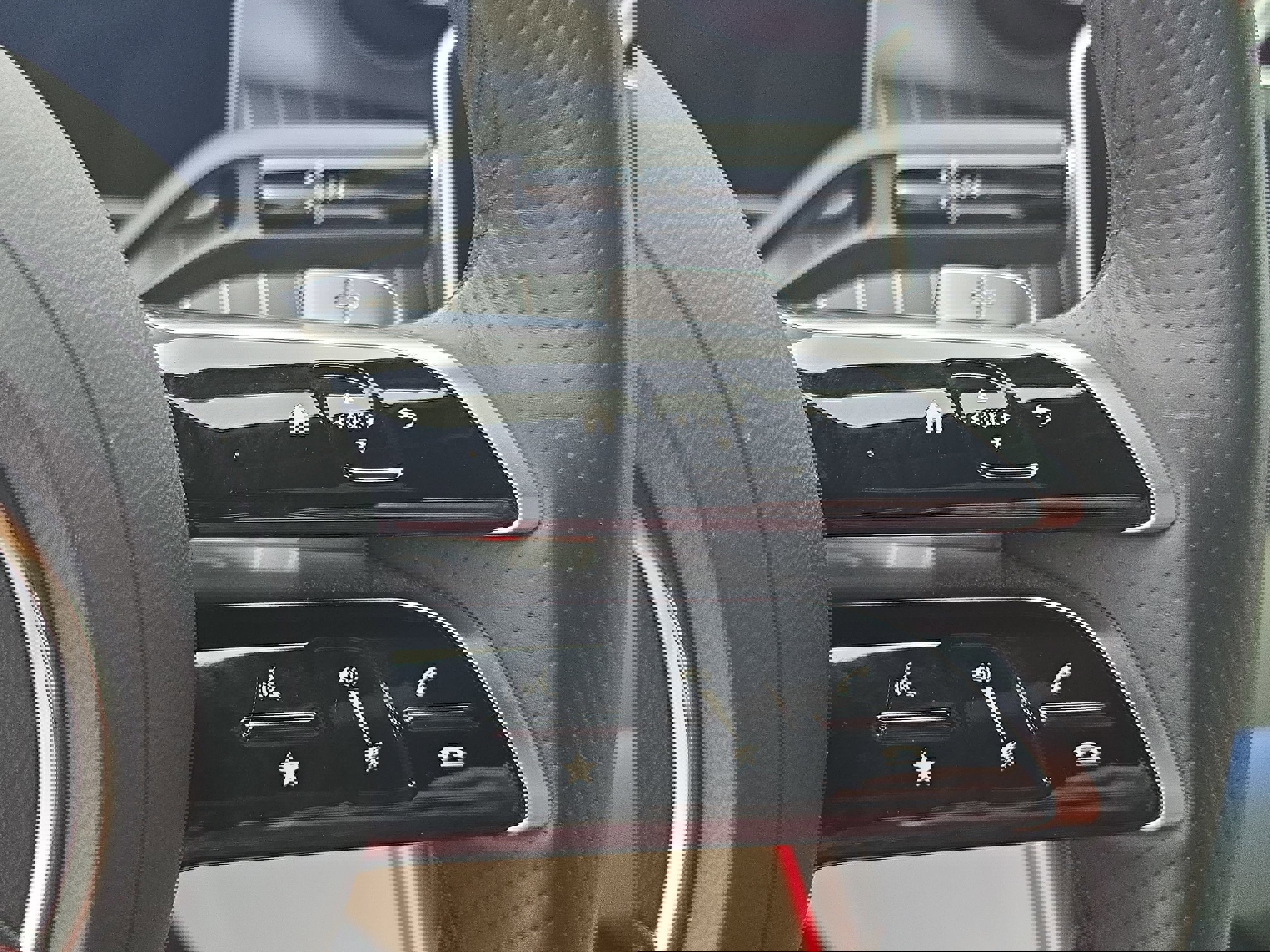 Certified 2024 Mercedes-Benz CLE 450 4MATIC Cabriolet image 17