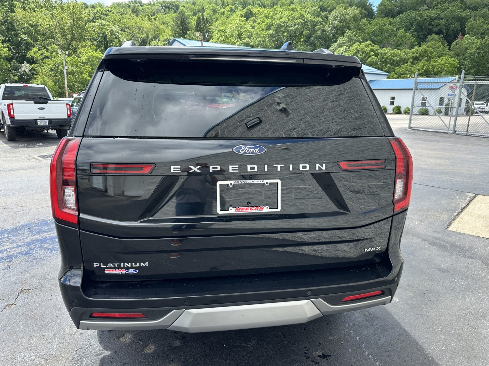 Used 2025 Ford Expedition Max Platinum AWD/4WD image 6