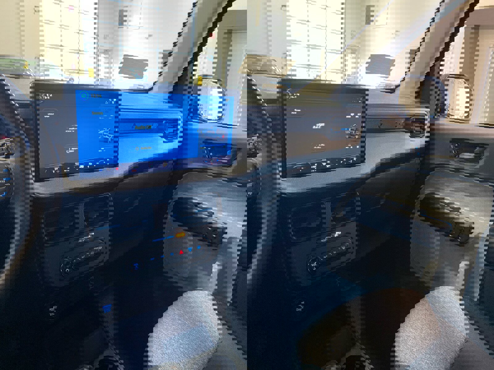 New 2026 Ford Maverick XLT image 20