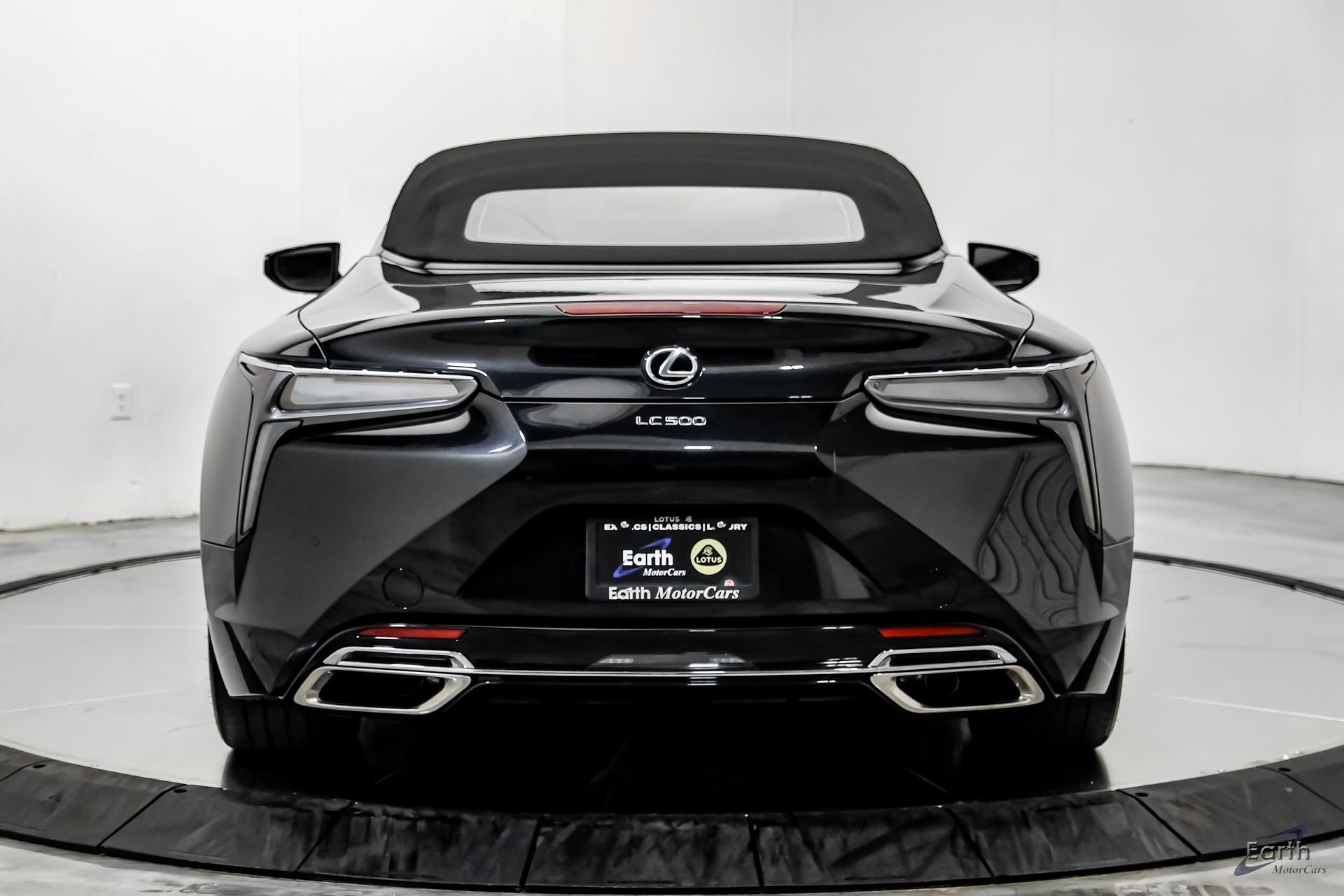 Used 2024 Lexus LC 500 Convertible w/ Touring Package RWD image 13