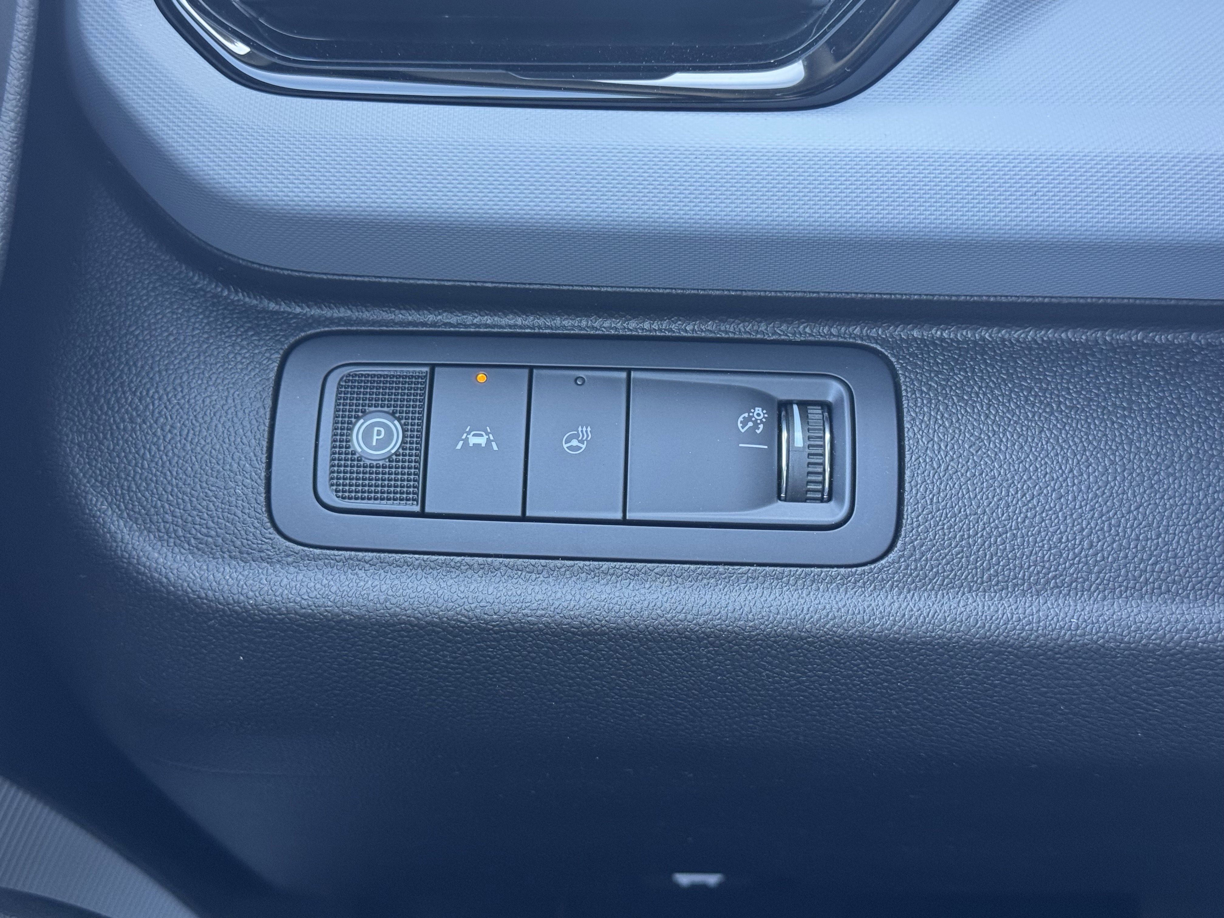 New 2027 Chevrolet Bolt RS w/ Technology Package image 30