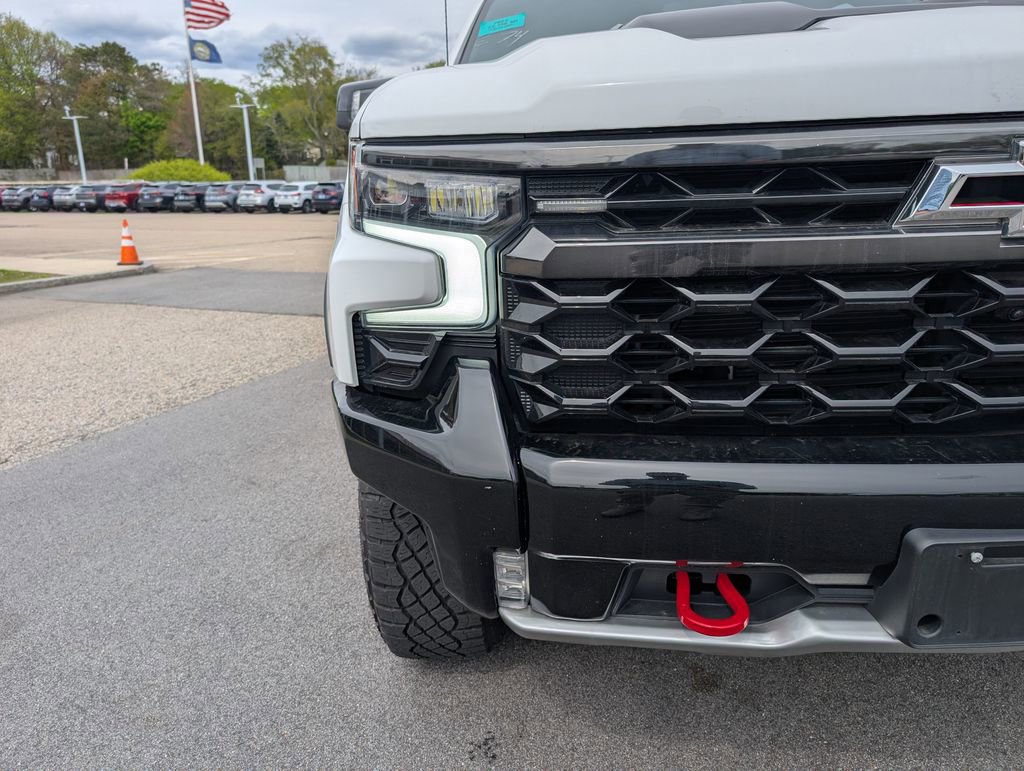 Used 2024 Chevrolet Silverado 1500 ZR2 AWD/4WD image 10