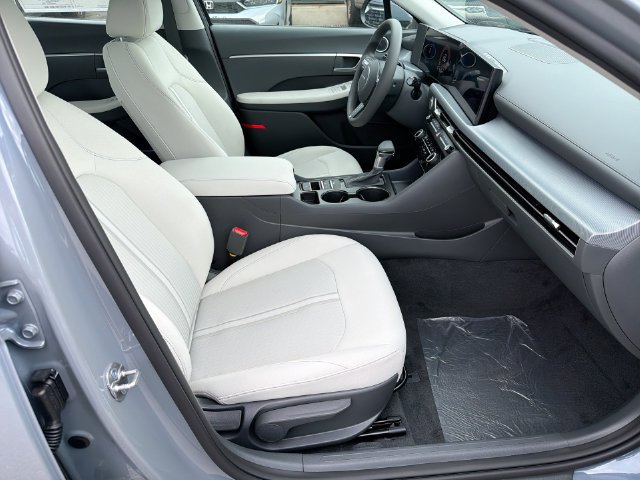 New 2026 Hyundai Sonata SE FWD image 33
