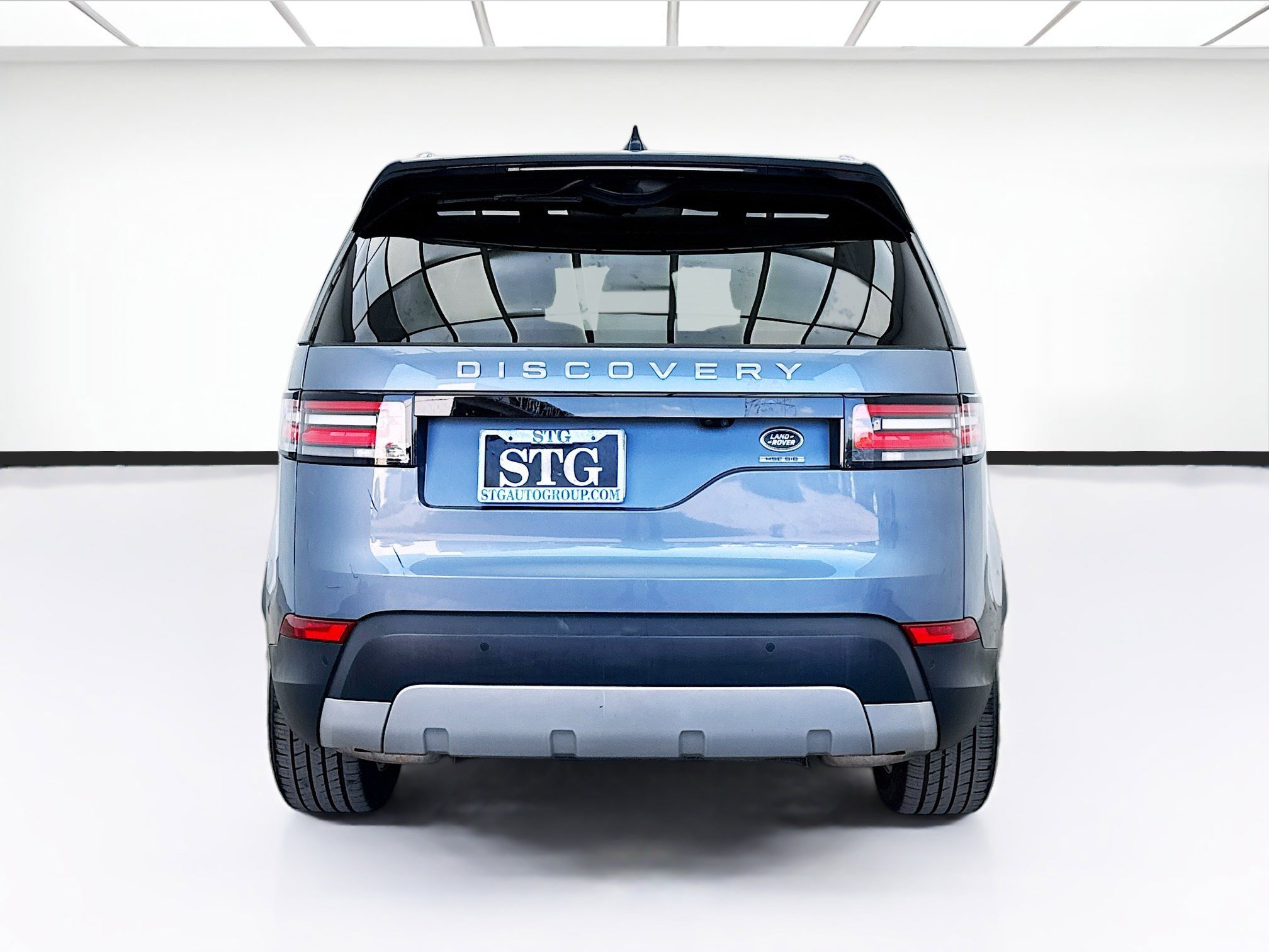 Used 2018 Land Rover Discovery HSE image 5