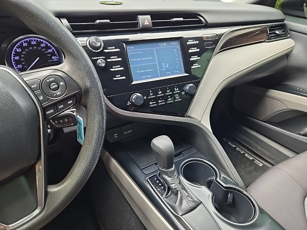 Used 2019 Toyota Camry LE FWD image 23