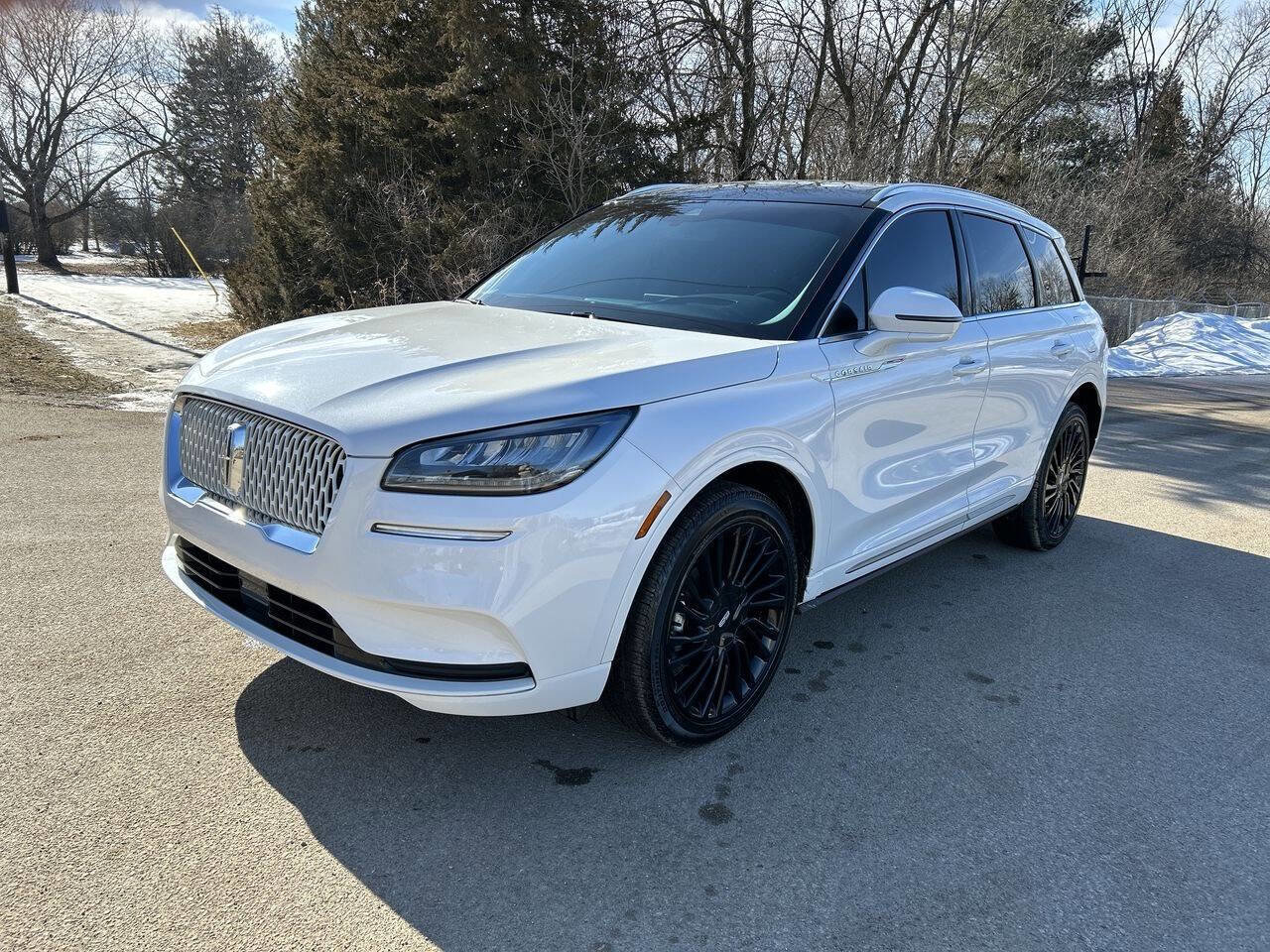 Used 2022 Lincoln Corsair Reserve w/ Luxury Package image 1