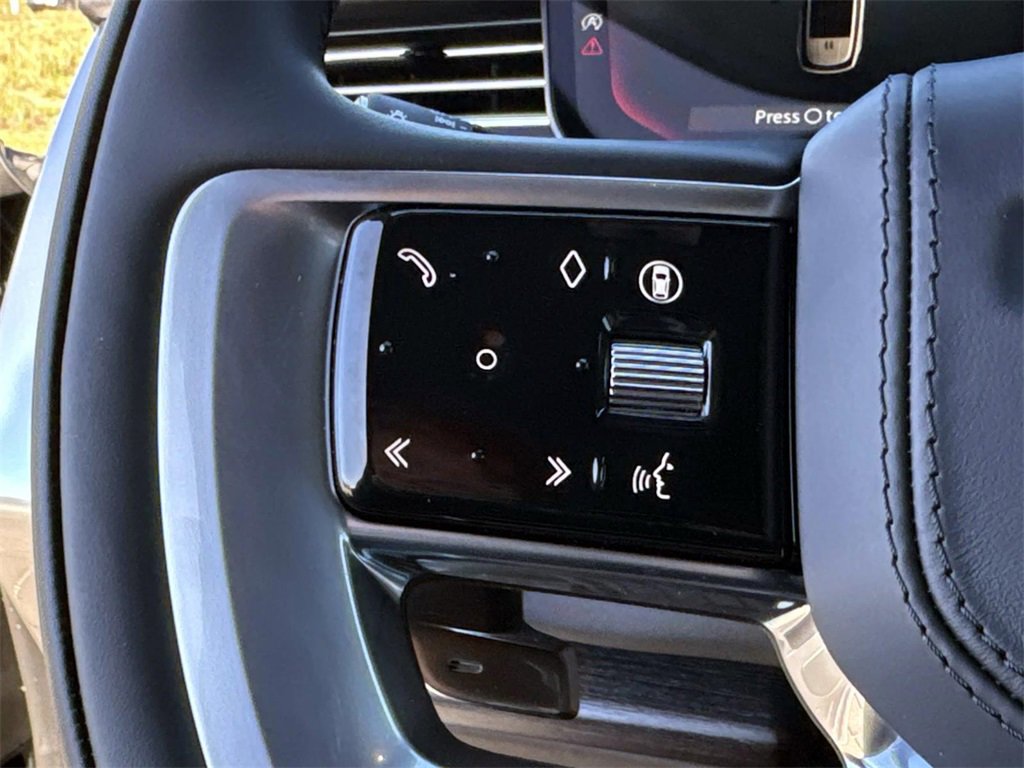 New 2026 Land Rover Range Rover SE image 28